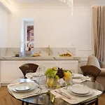 Ile Deluxe Apartment